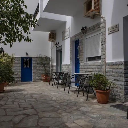 Soula Rooms Tinos * Tinos