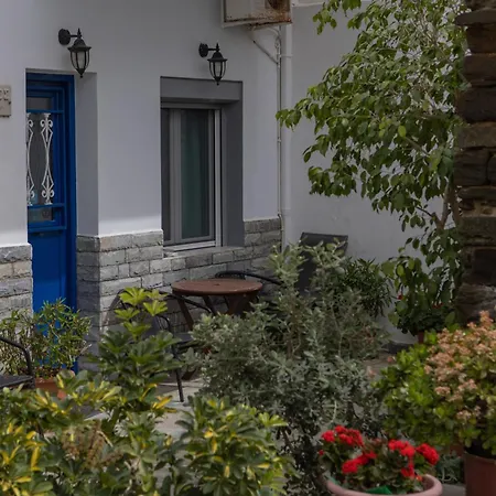 Soula Rooms Tinos