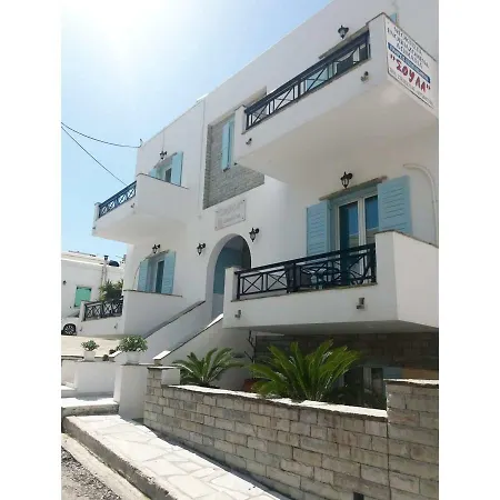 Soula Rooms Tinos Aparthotel *